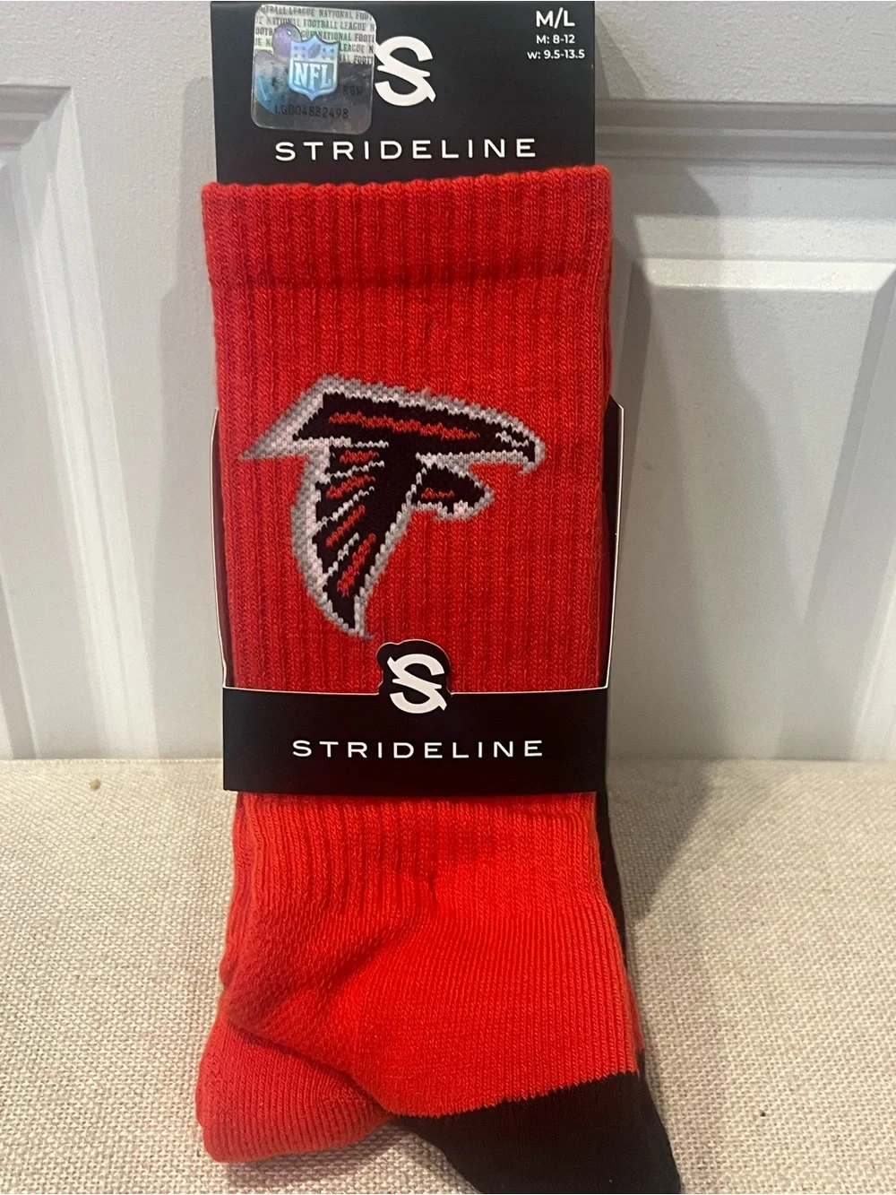 NWT Strideline Atlanta Falcons Red Crew Socks - Mens M/L- 2 Pairs